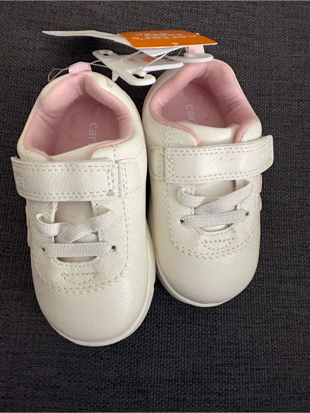 Infant Girl’s Walking Shoes Pink and White New Size 5